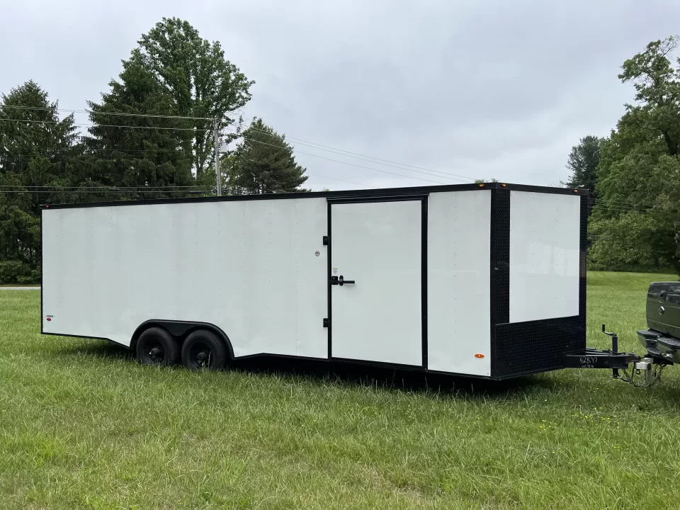 Freedom Trailers  (Enclosed Trailer)