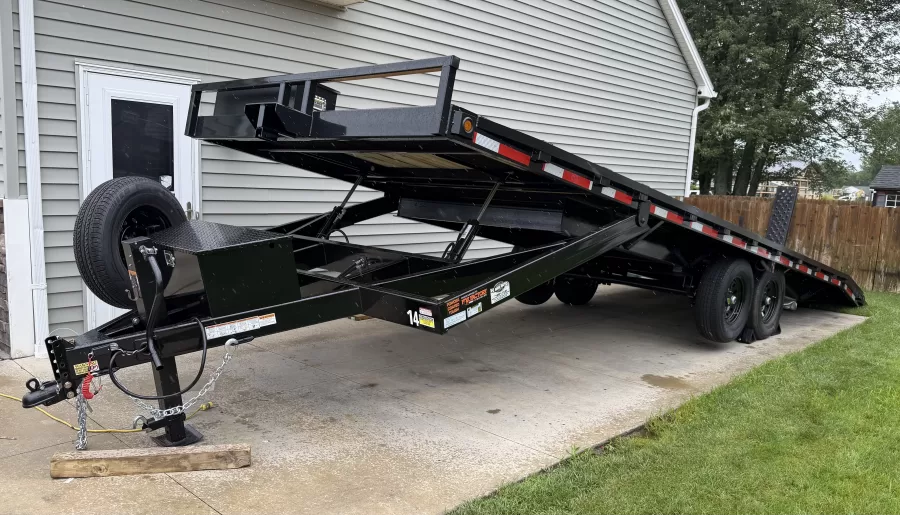 Quality Steel 22 4 Deckover (Deckover Hydralic) rental photo 3