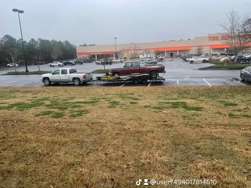 228 Trailer Rentals — rental photo 2
