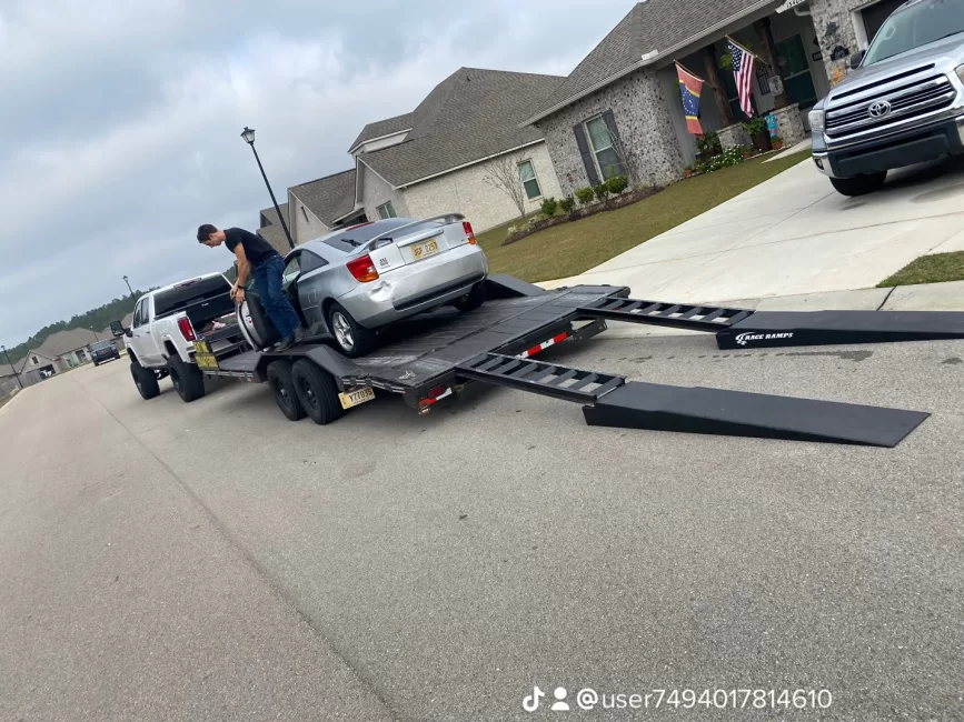 228 Trailer Rentals — rental photo 4