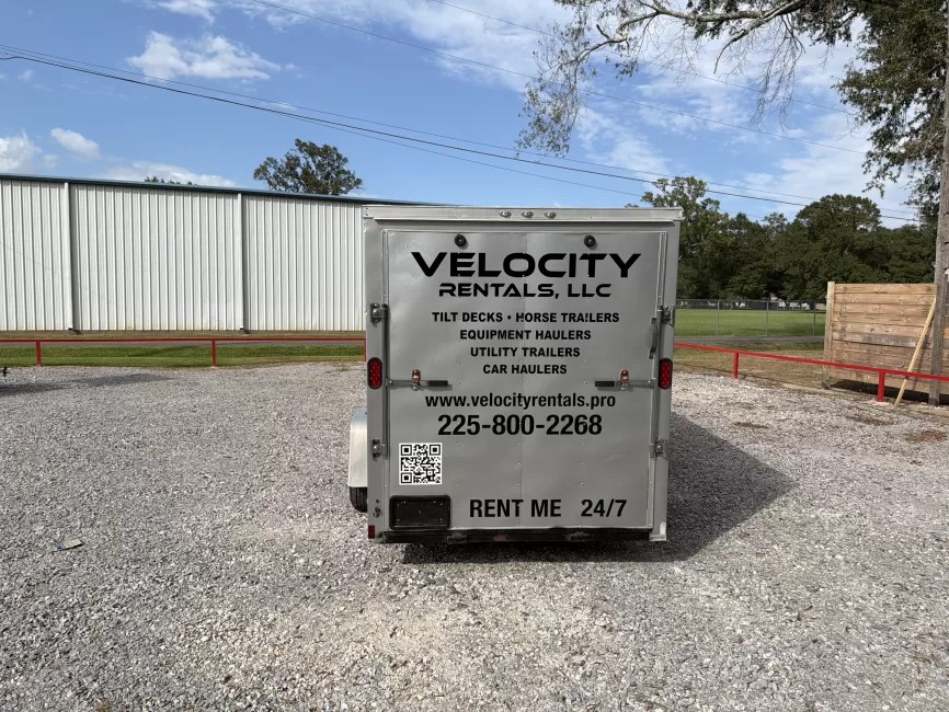 Diamond Cargo ENC12 (Enclosed) rental photo 4