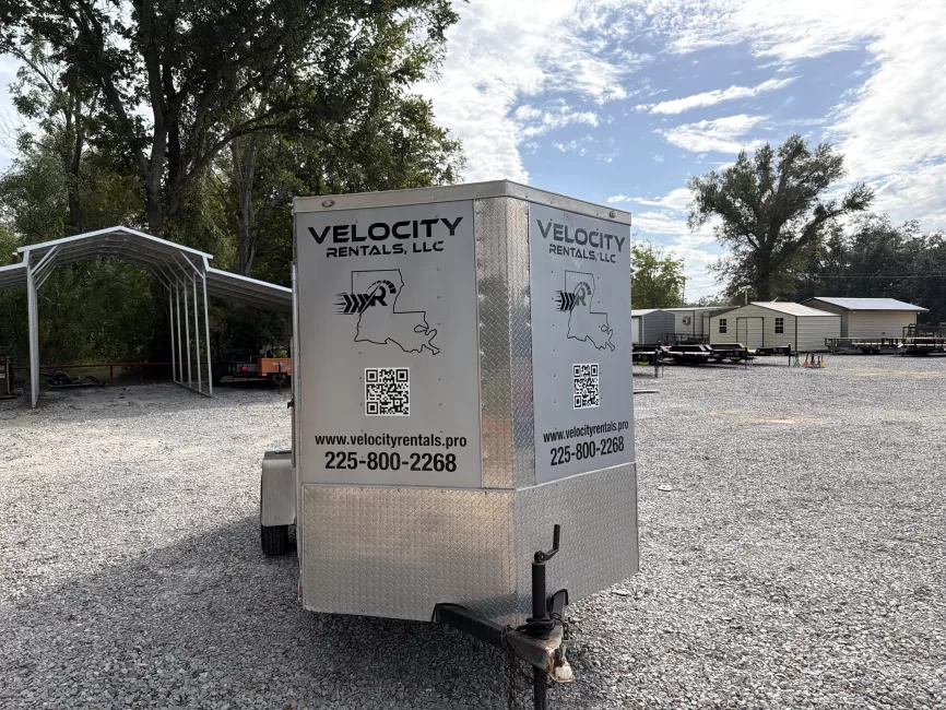 Diamond Cargo ENC12 (Enclosed) rental photo 3
