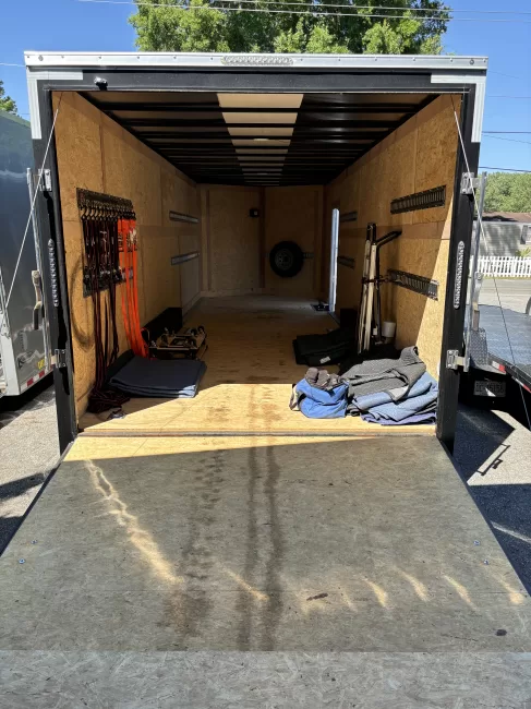 #6 24' Enclosed (Enclosed) rental photo 3