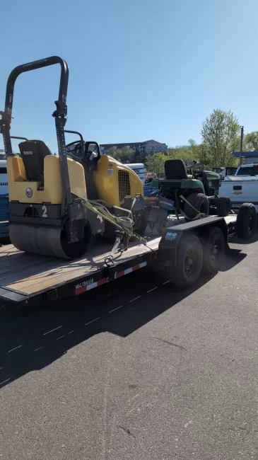 H&H TRAILERS H8220EX-140 (Car) rental photo 4