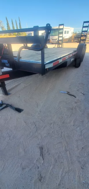 Sin City Trailer Rentals — rental photo 2