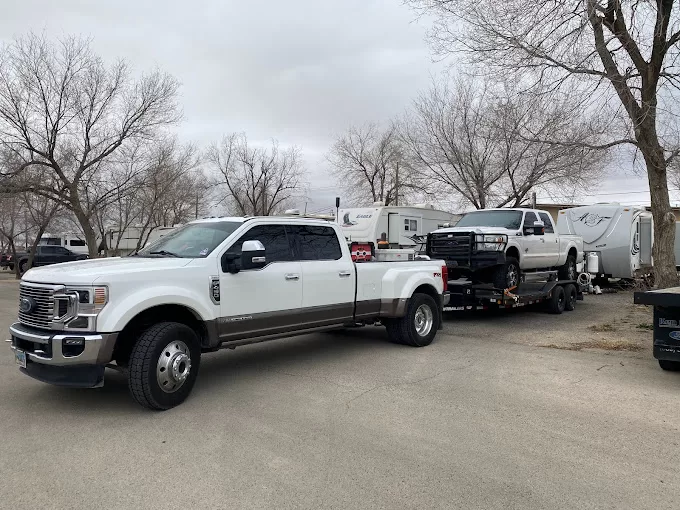 Zeus Trailer Rentals — rental photo 1