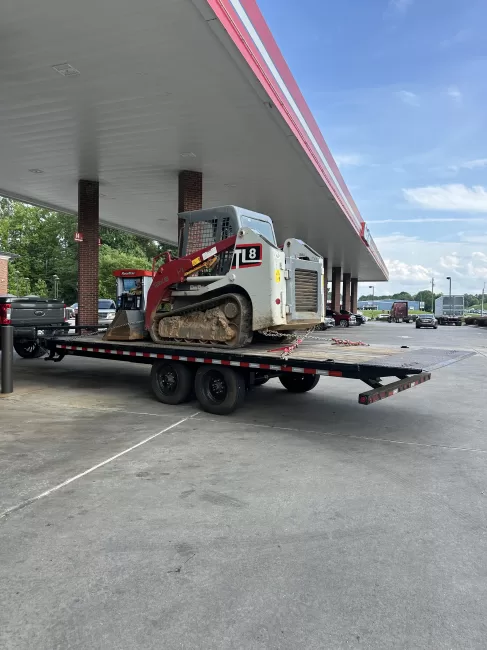 22ft hydraulic tilt (Deckover) rental photo 3