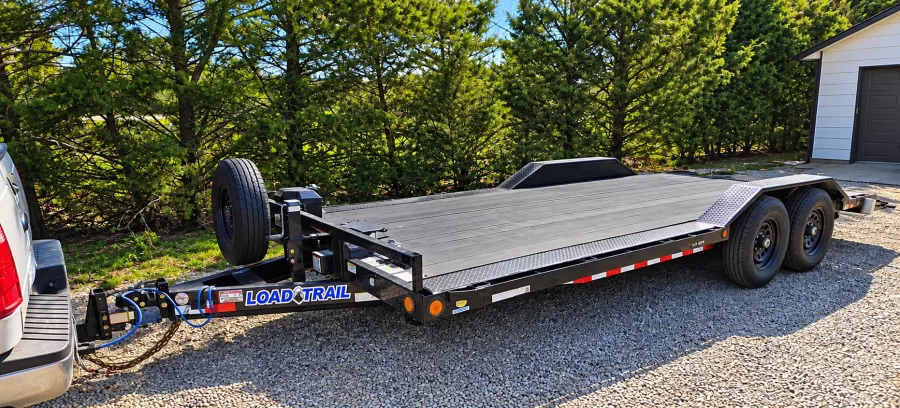 LOAD TRAIL 102"x20' #2 Car Hauler (Car Hauler)