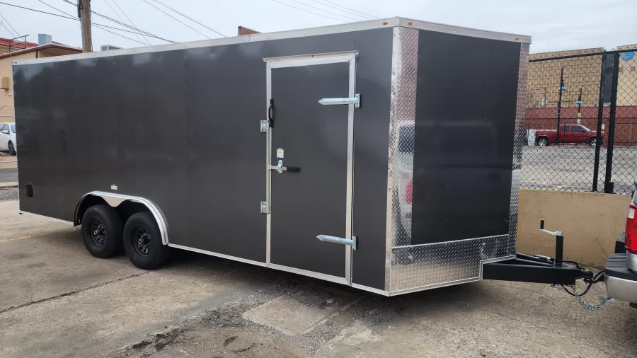 Deep South Cargo 8.5'x20'x7' (Enclosed)