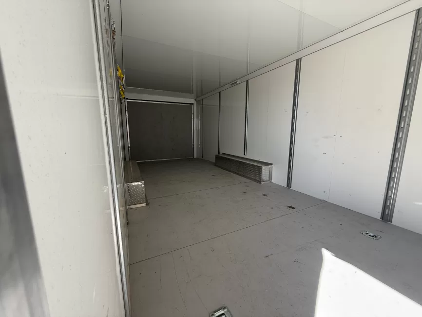 CellTech 85X24TA5 (Enclosed) rental photo 4