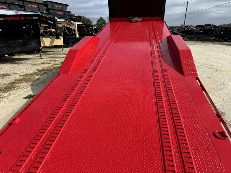 Maxx-D Red T6X (Tilt) rental photo 5