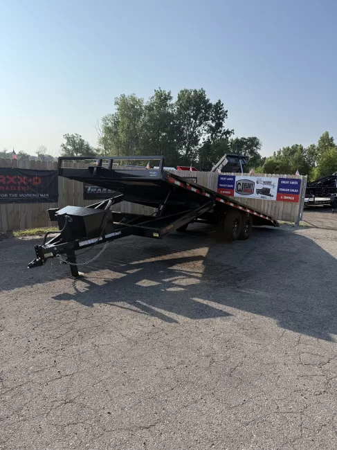 QSC 24 14k Tilt Deckover (Deckover) rental photo 2
