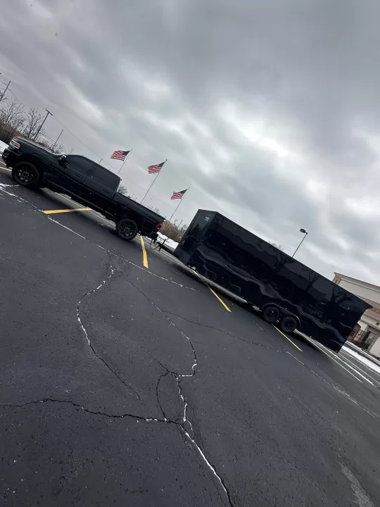 Discovery DCHET8.524TA3 (Enclosed Trailer)