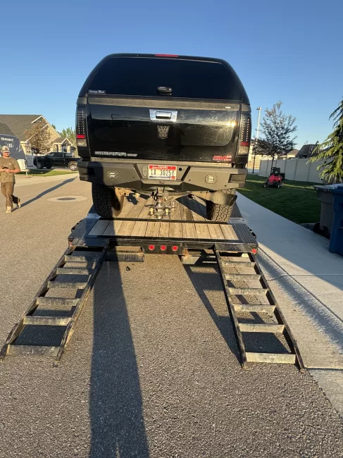 Iron bull 20 Foot Dof Car hauler (Car) rental photo 4