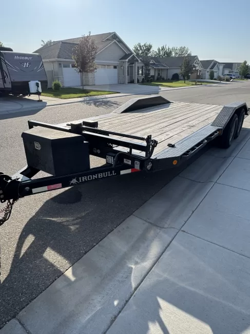 Iron bull 20 Foot Dof Car hauler (Car) rental photo 6