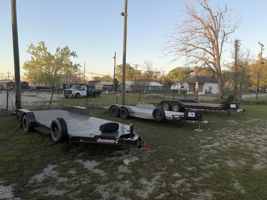 Road Runner Trailer Rentals — rental photo 1
