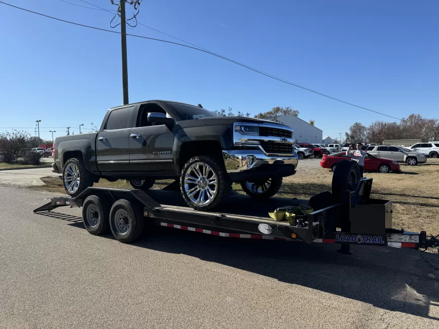 Road Runner Trailer Rentals — rental photo 11