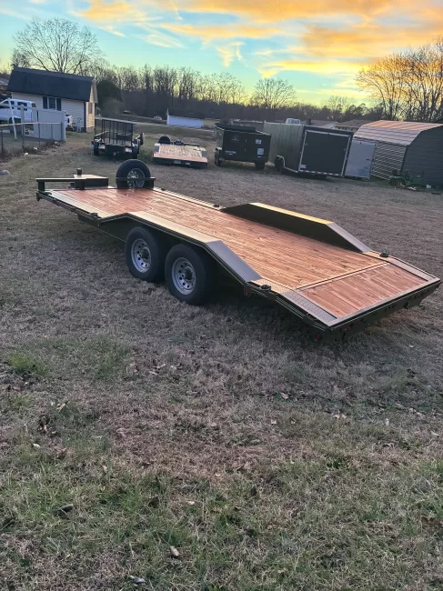 P&T Trailers 102”x20’ 14k DOF (Equipment) rental photo 2