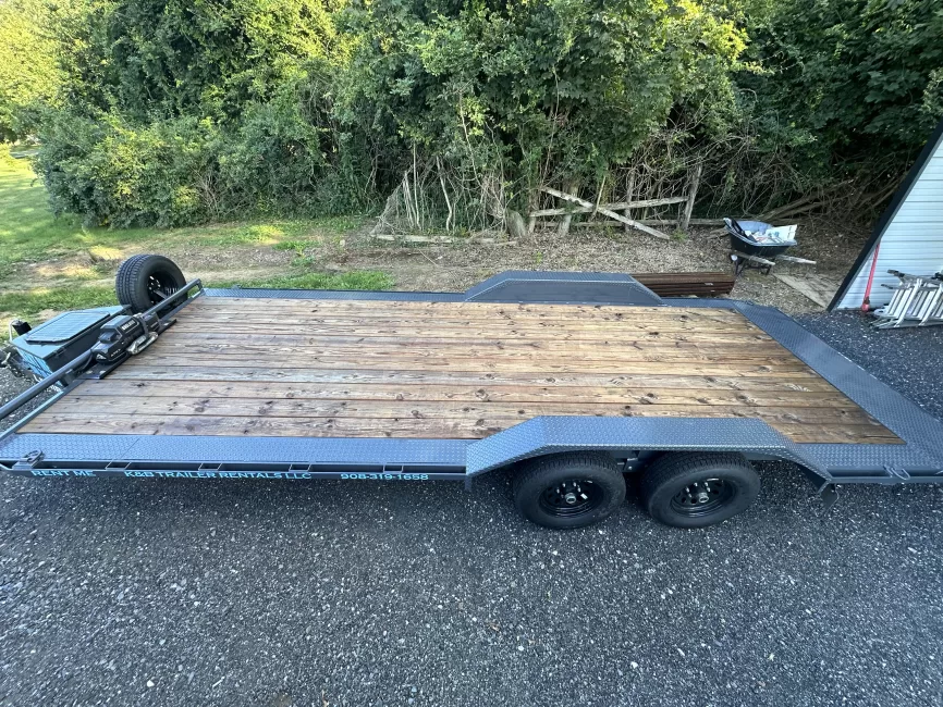 Lamar Car Hauler 8.5x22 (Car) rental photo 4
