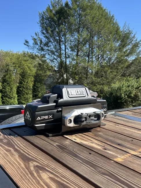 Maxx-D Tilt deck 8.5x22 (Deckover) rental photo 3