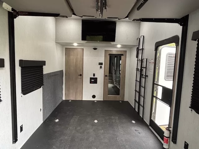 Grand Design 350G (Other) rental photo 10