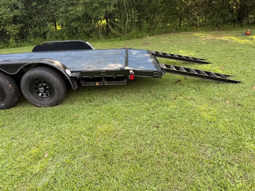 7x20 TA1CHW w/12K Winch Wooden Deck 10K (Car) rental photo 2