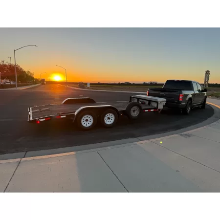 Dove Tail Car Hauler
