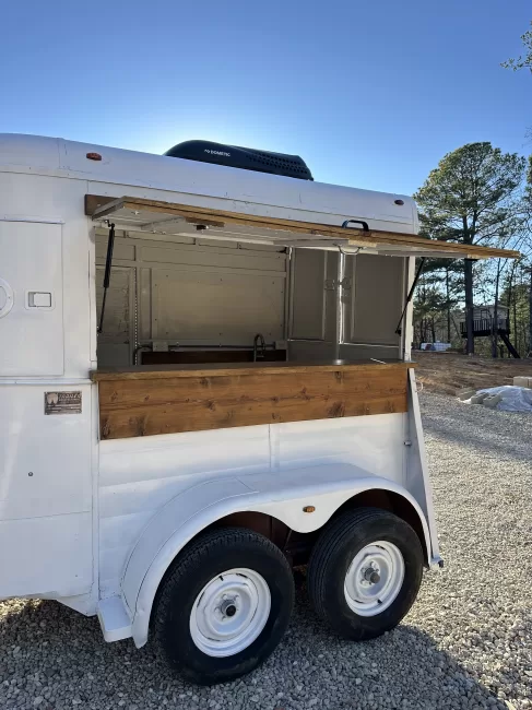 WW Trailers Mobile Bar Trailer (Other) rental photo 5