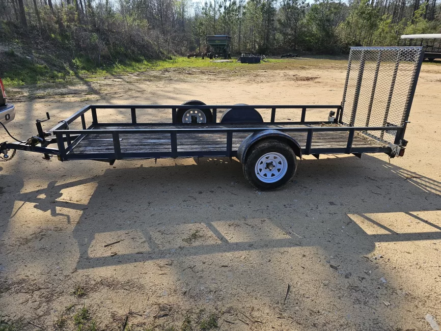 Utility 5' x 14' (Utility) rental photo 2