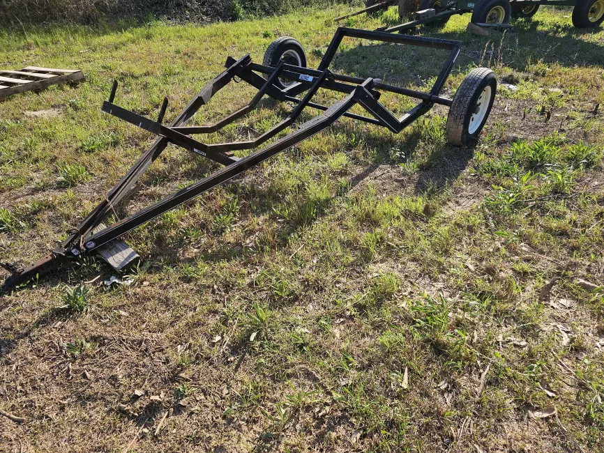 Tumblebug Hay Dolly (Car) rental photo 2