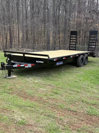 Triple Crown 8.5x24 Deck over equipment 