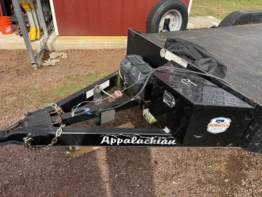 Appalachian Tilt Deck (Car) rental photo 2