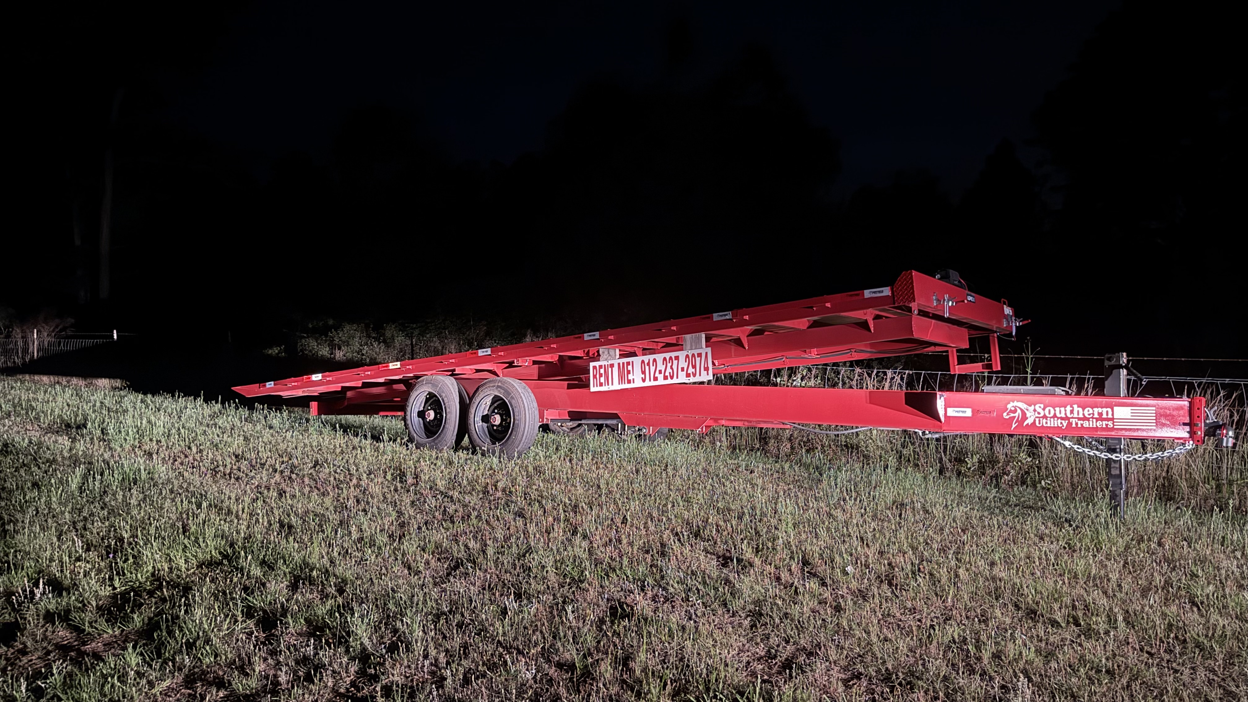 Southern Utility trailers 16K deck over tilt (Tilt)