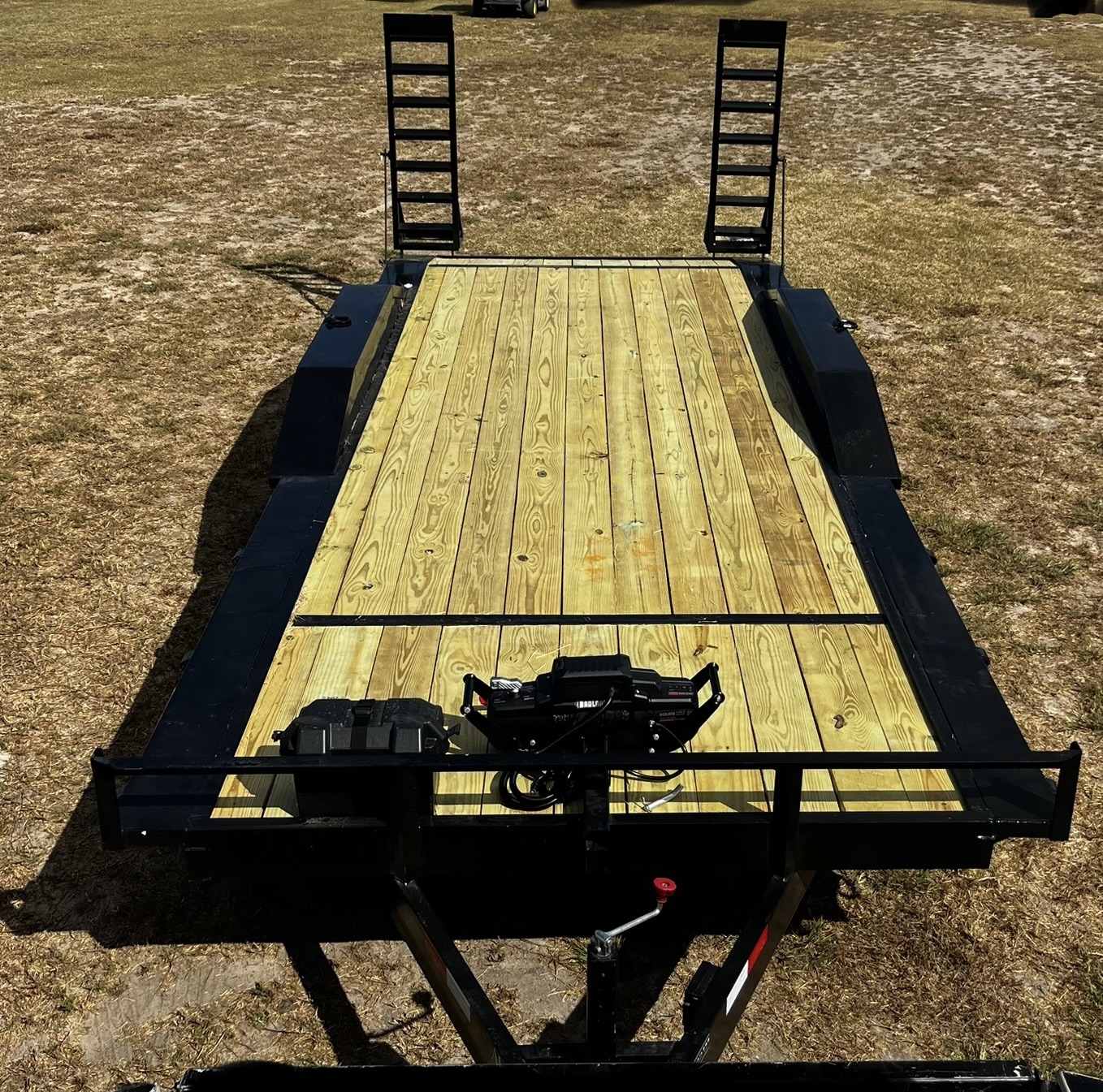 AJ Trailers 22’ equipment (Equipment)