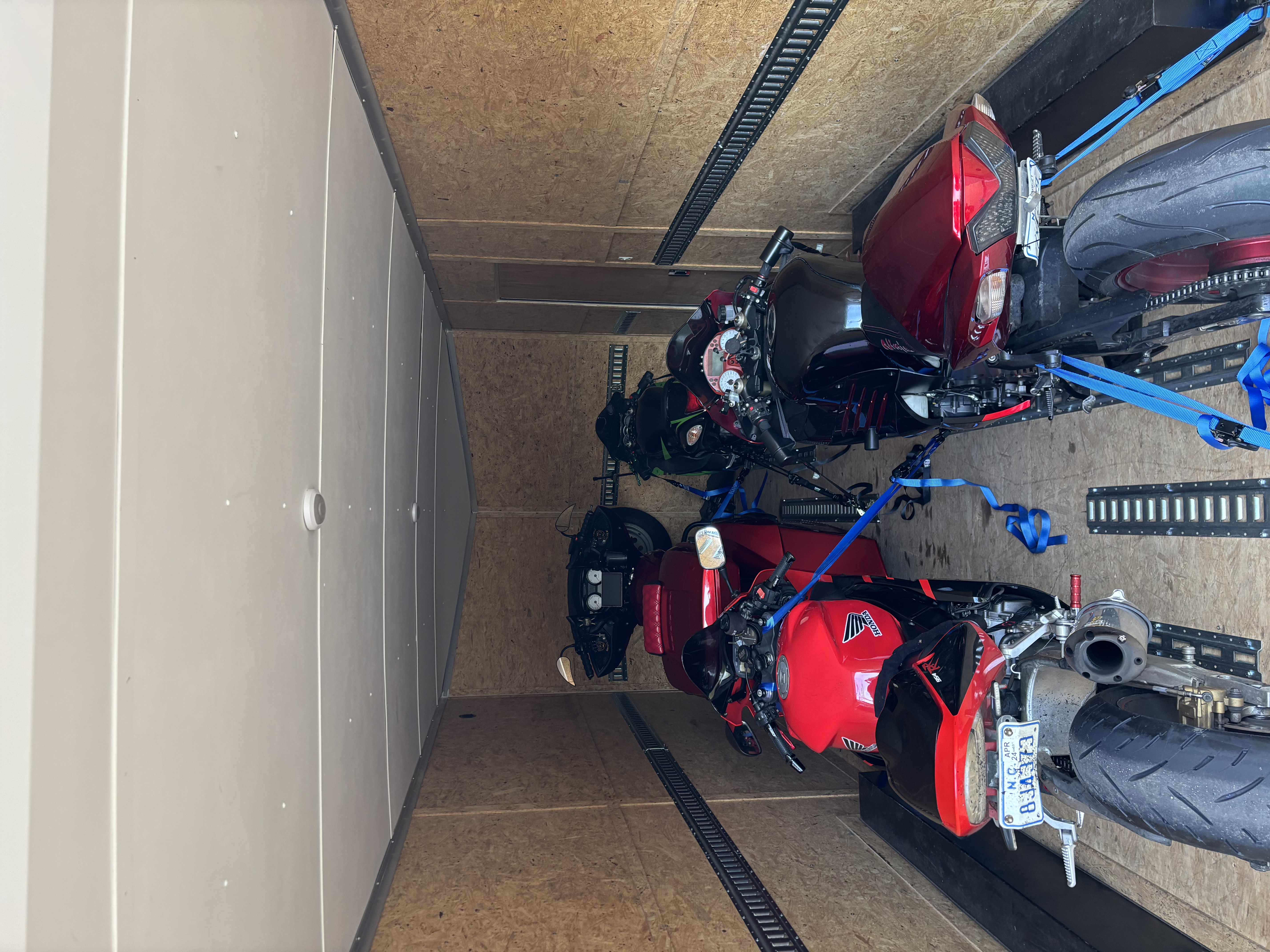 Pace #9 20'  (Enclosed)