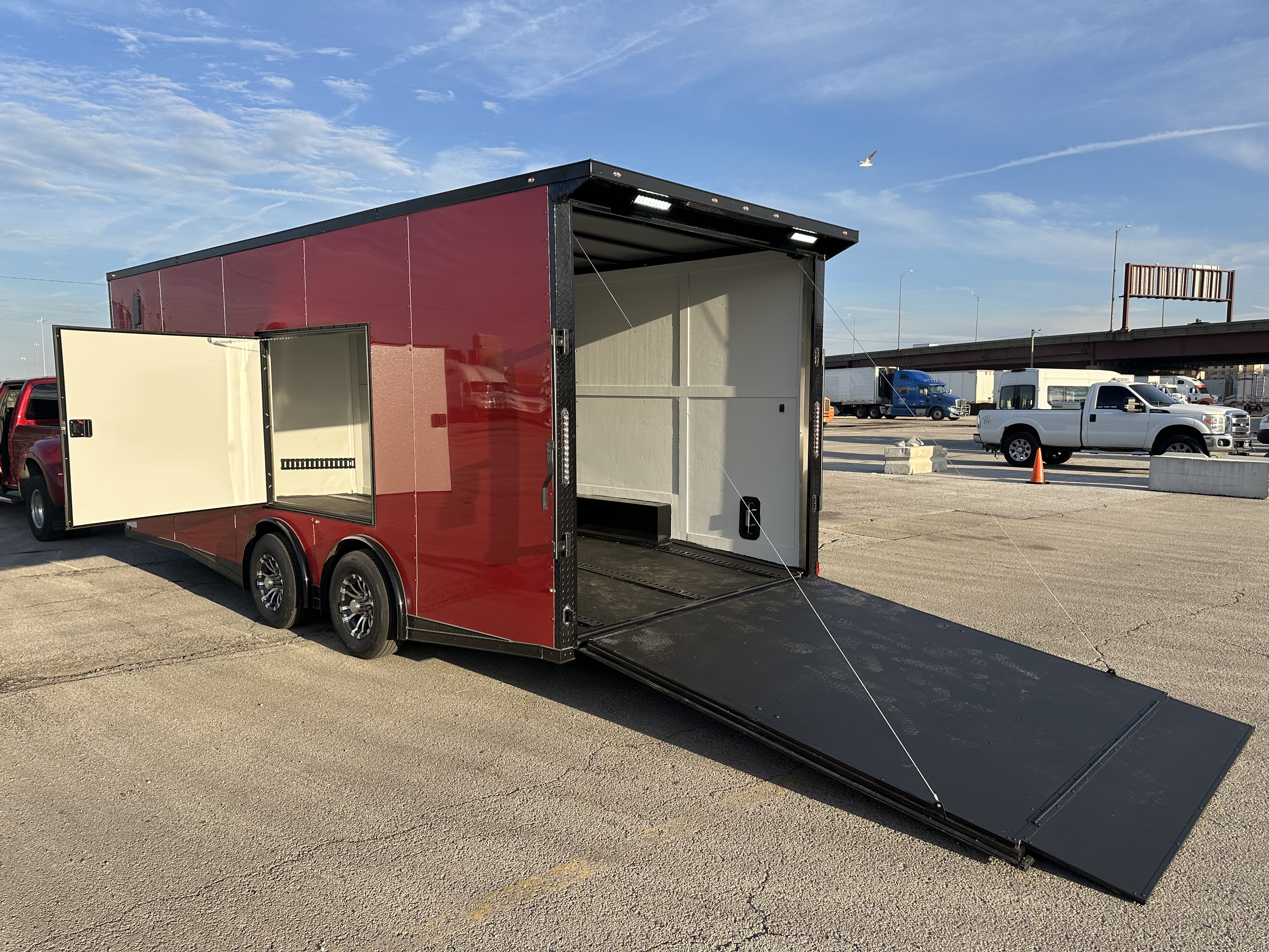 Enclosed trailer rental in Chicago, IL from Chicago Trailer Rentals, LLC
