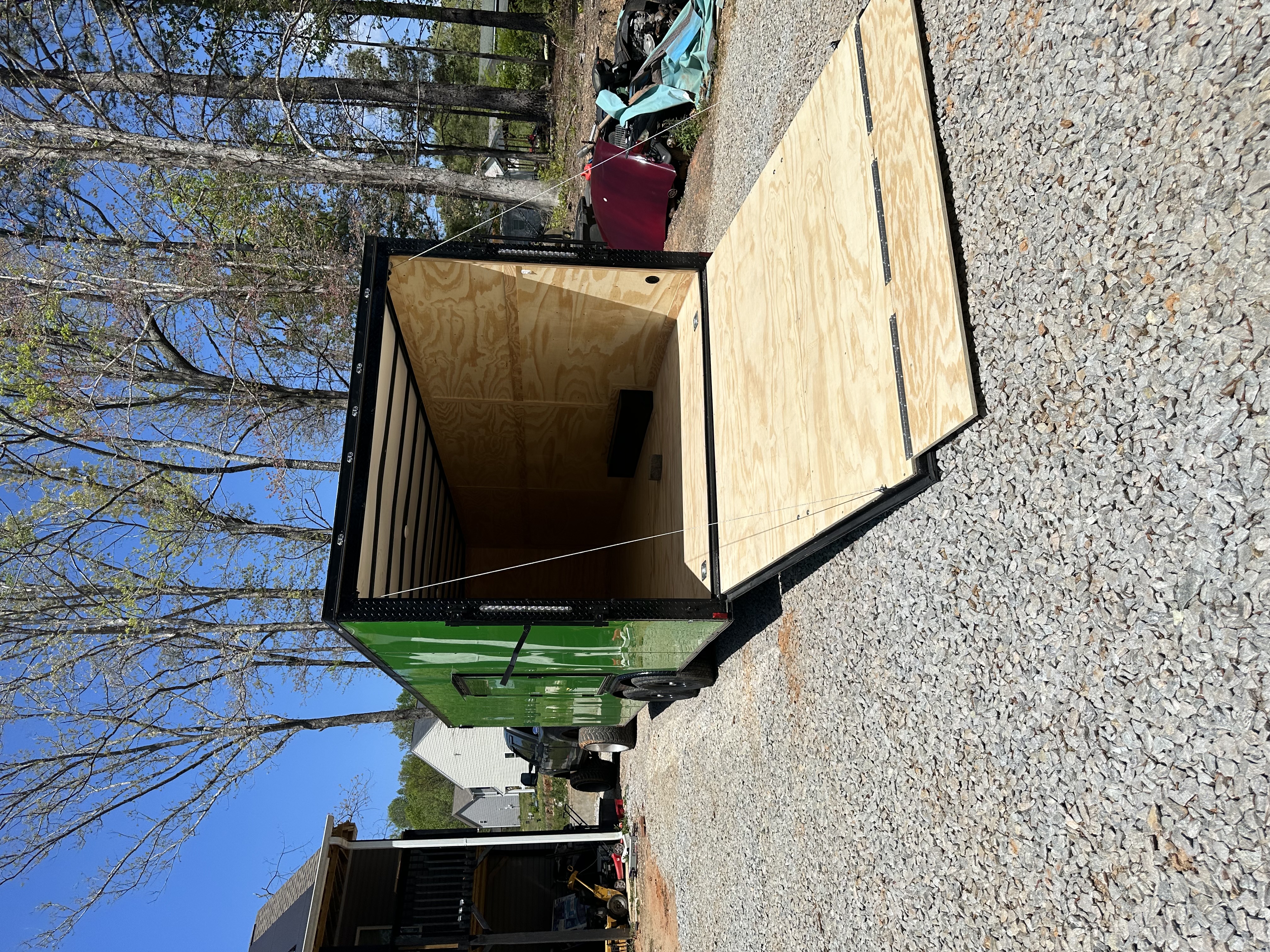 24ft  Enclosed trailer