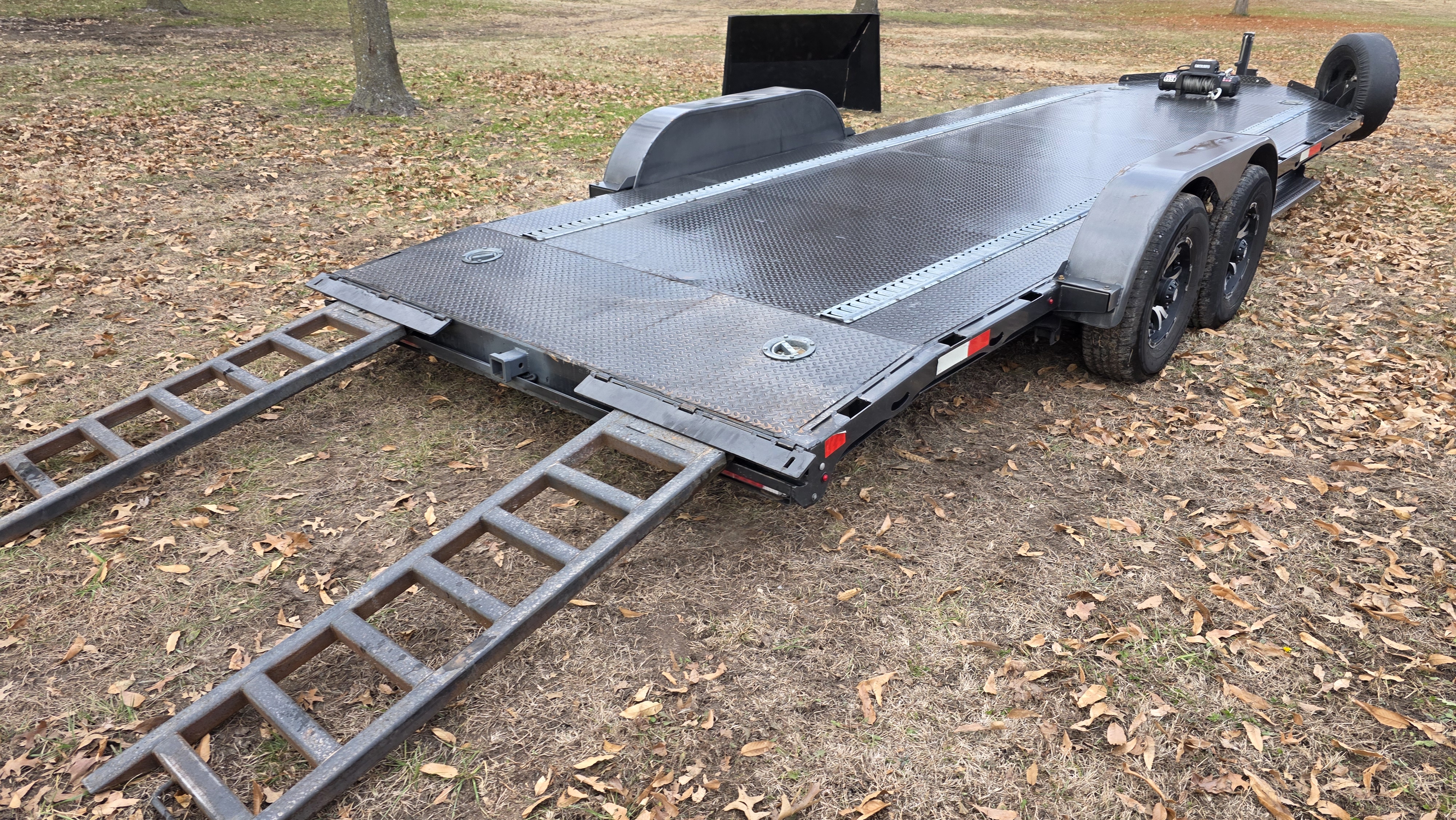 Diamond C 20’ E-Track Car Hauler (Car)
