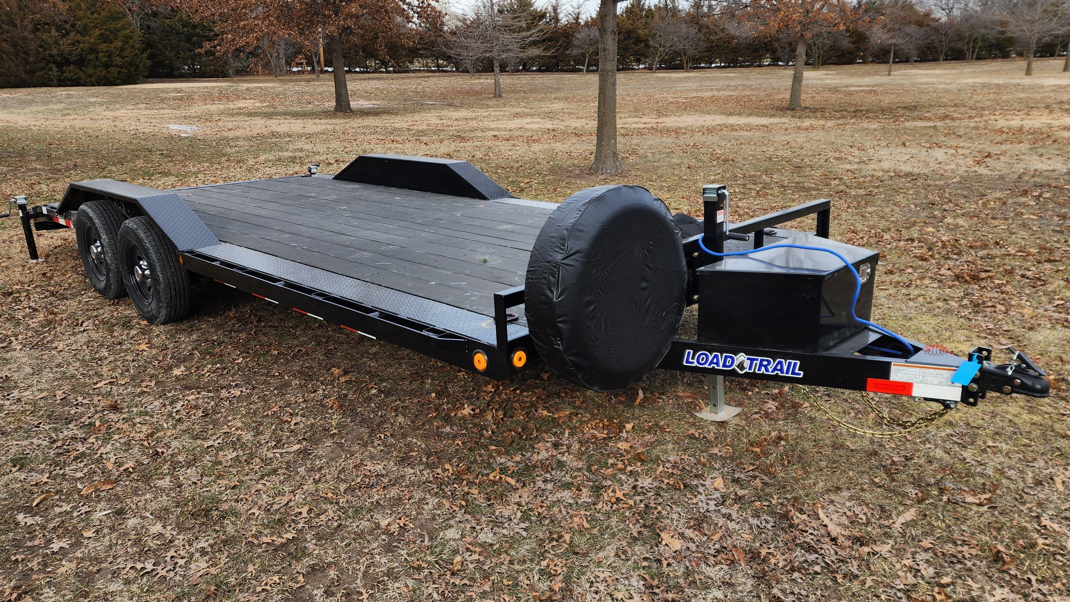 LOAD TRAIL 102"x20' Car Hauler (Car)