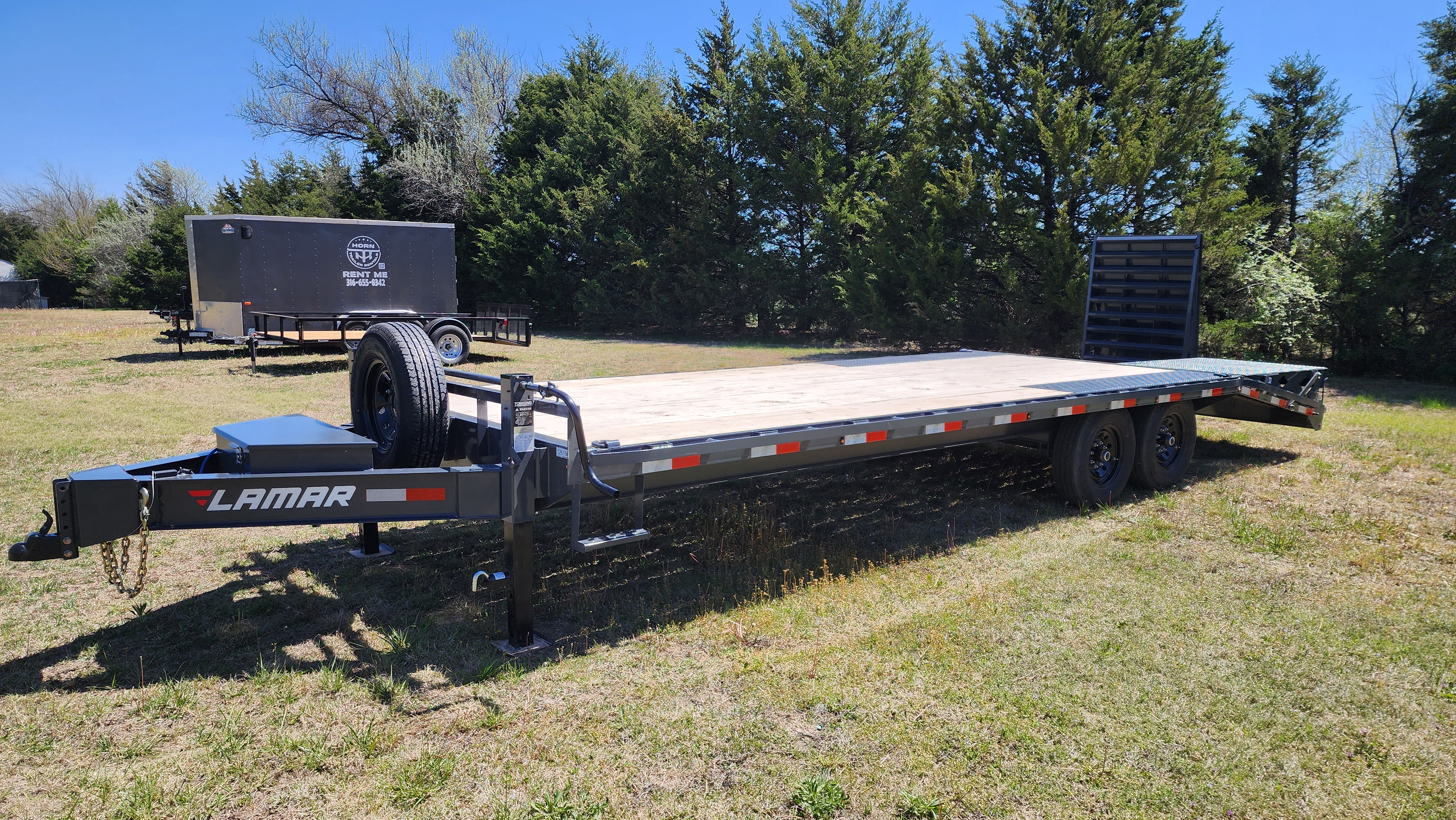 Lamar Flatbed 102"x24' Deckover (Equipment)