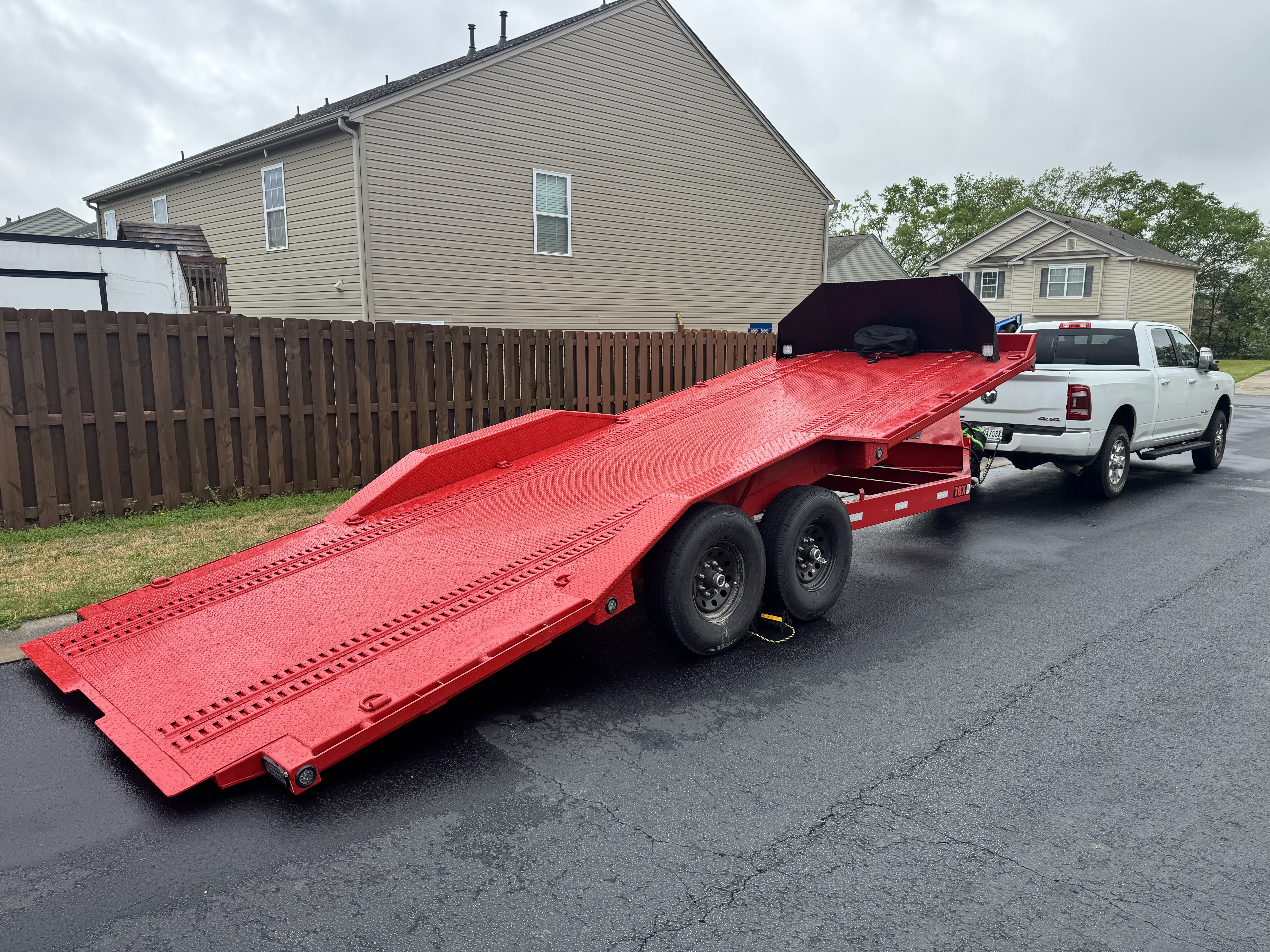 Maxx-D 22ft Red 14k Tilt rental in Greer, SC