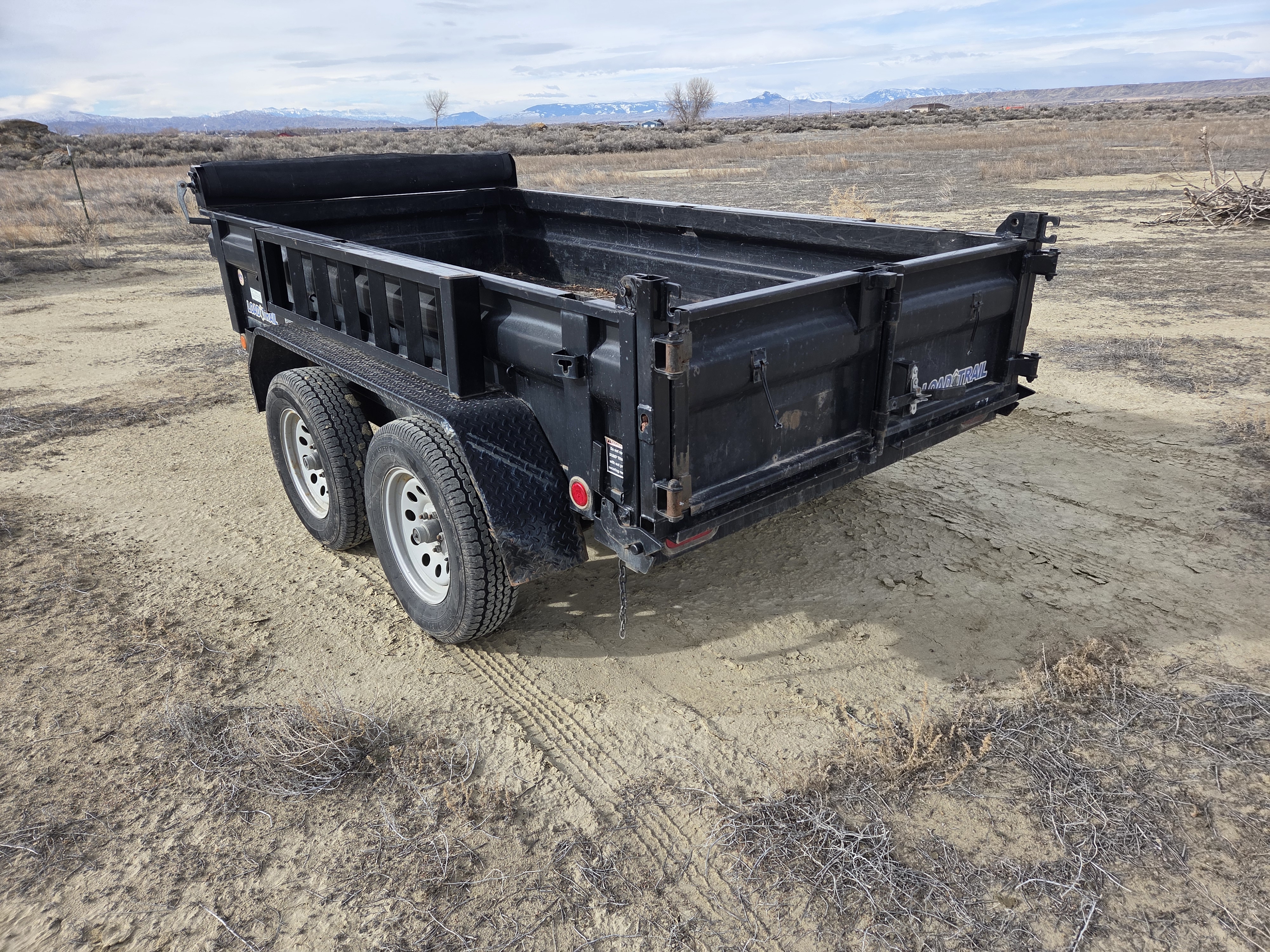 Load Trail 7000 LB Dump (Dump)